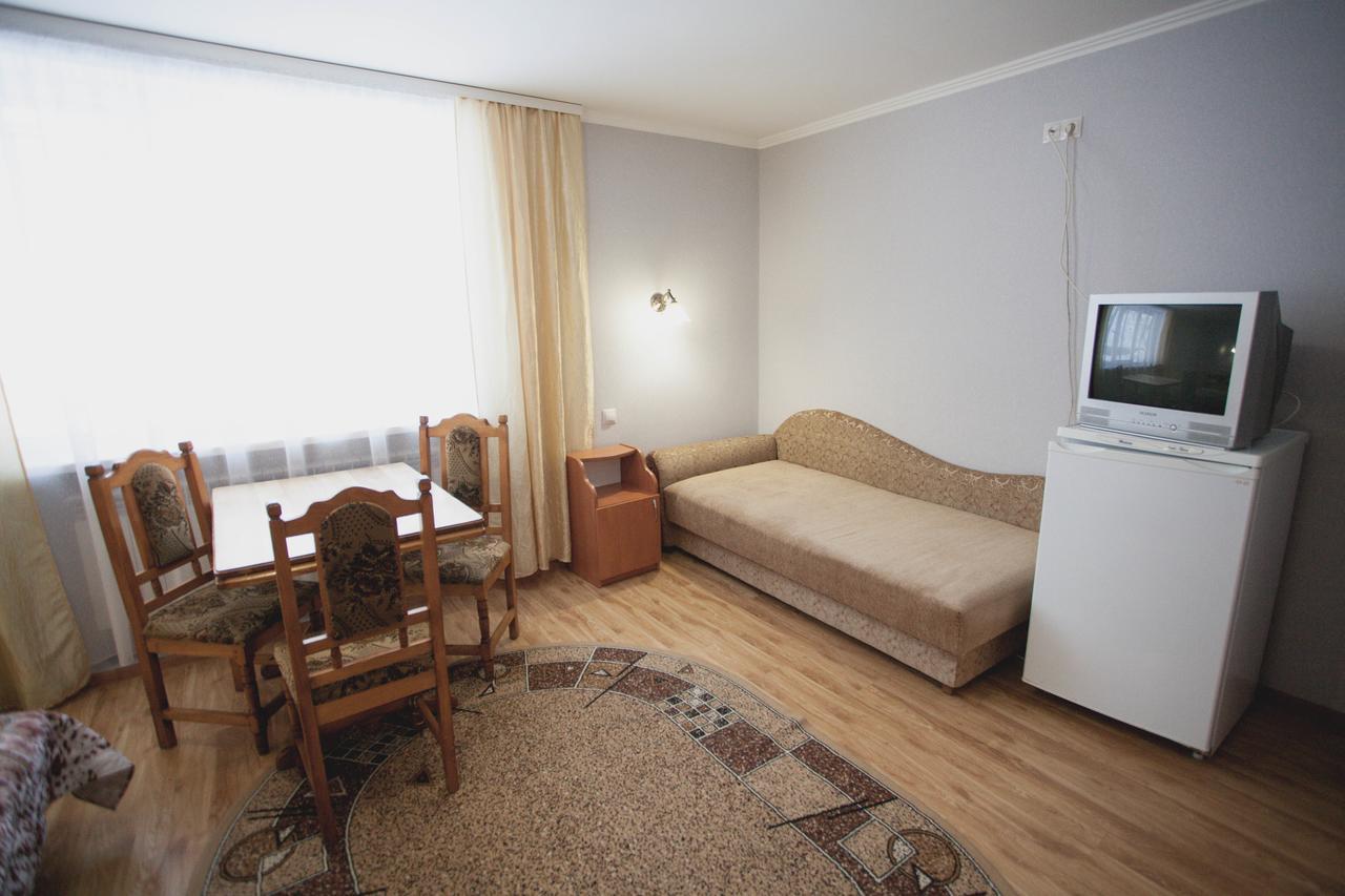 Hôtel Smerichka à Polyana  Extérieur photo